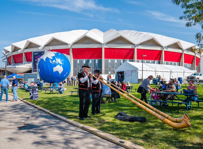 WDE Grounds and Madison